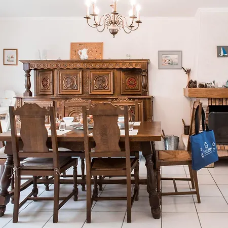 بيت للعطل L'epicea - Maison Familiale Avec Jardin بورنيشّيه